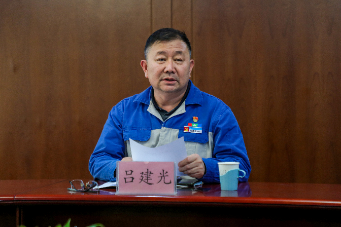 以清為美,以廉為榮——安彩高科紀(jì)委召開五一節(jié)前廉政教育會(huì)